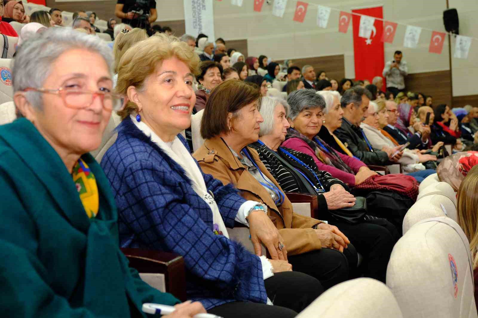 "Aileyi ve toplumu bilimsel bakışla güçlendirmeyi hedefliyoruz"