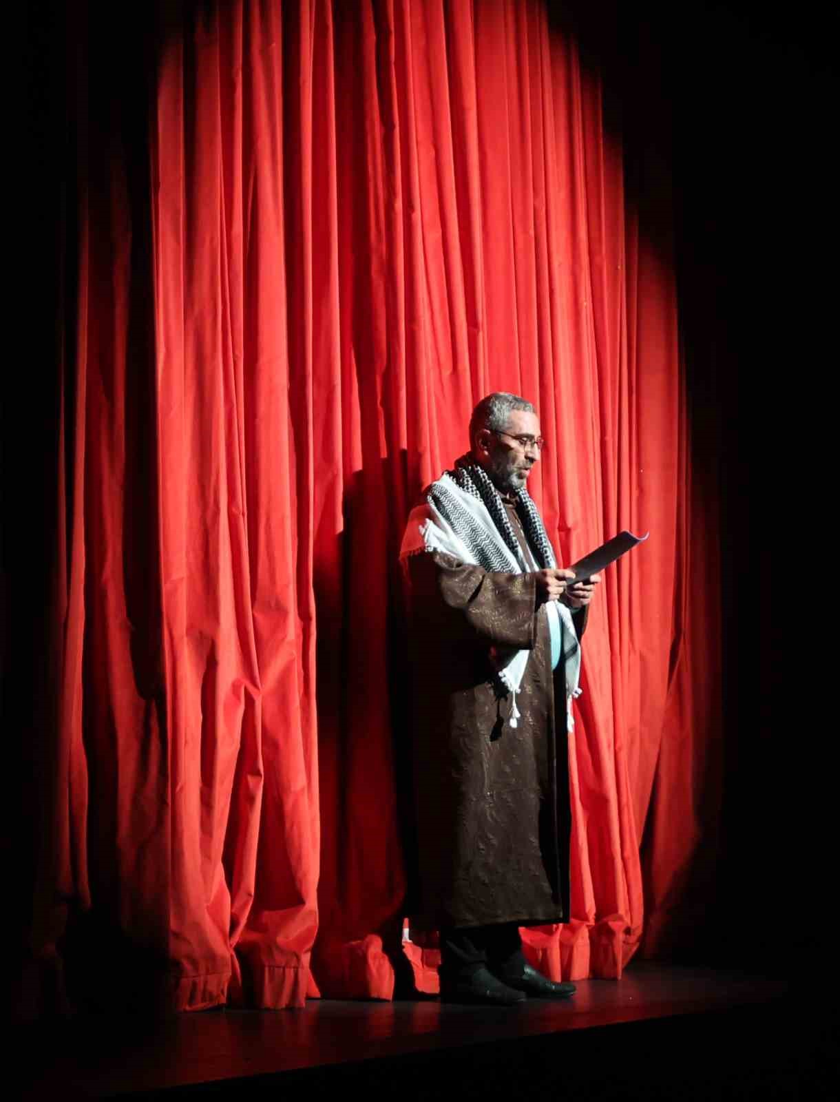 "Son hamle: Uyanış" b&uuml;y&uuml;k ilgi g&ouml;rd&uuml;
