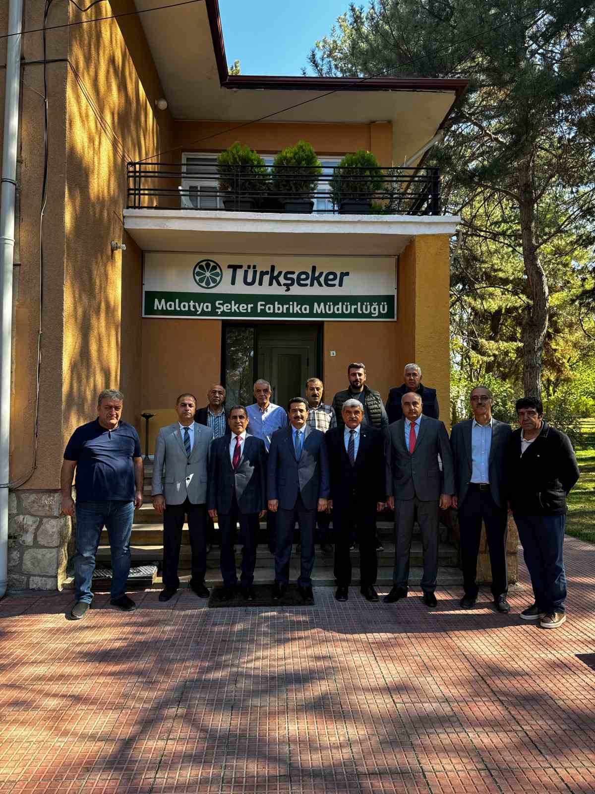 &Uuml;retim sezonu başlayan fabrikada moral ziyareti
