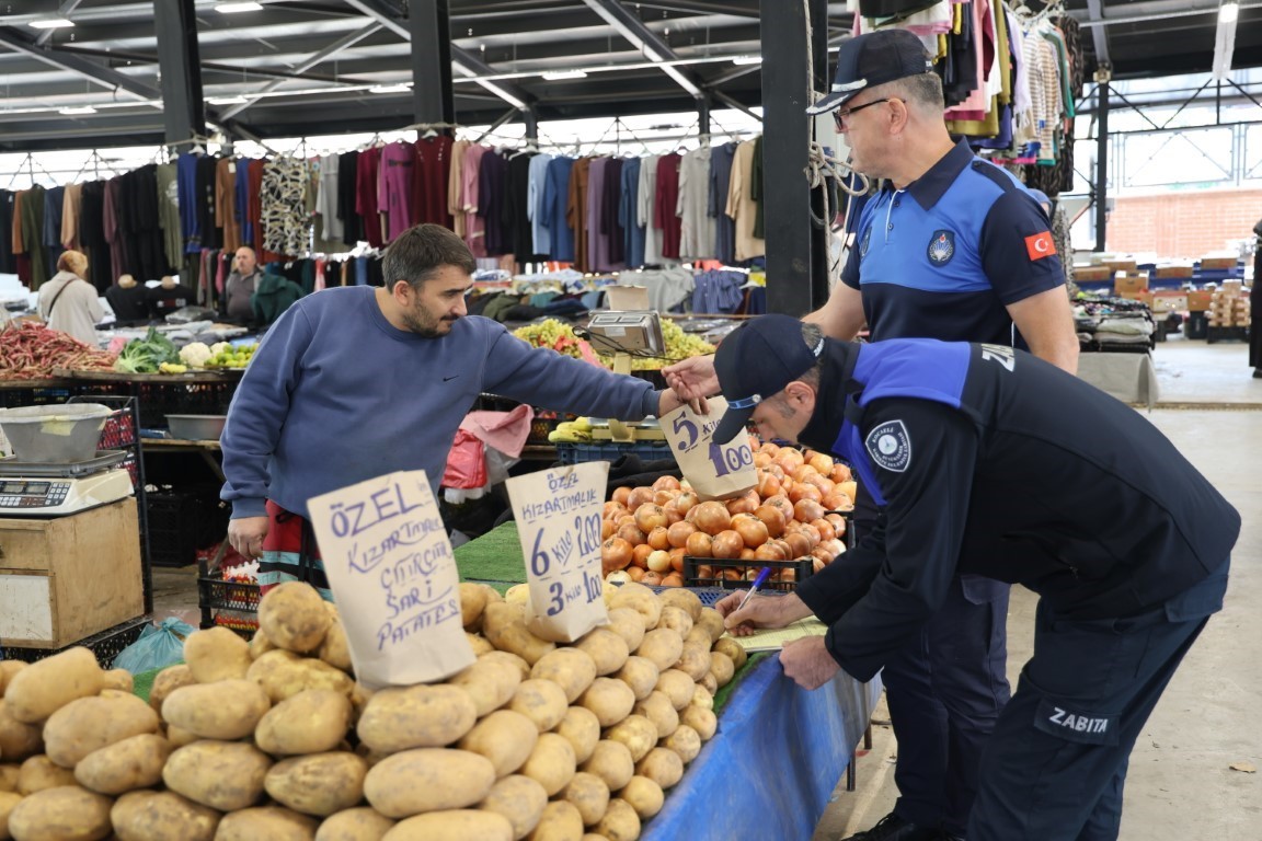 Kartepe&rsquo;de pazar denetimi
