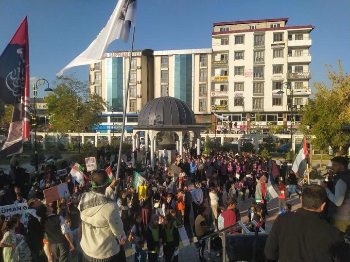 Ağrı&rsquo;da Gazze ve Aksa Tufanı&rsquo;na destek y&uuml;r&uuml;y&uuml;ş&uuml; d&uuml;zenlendi
