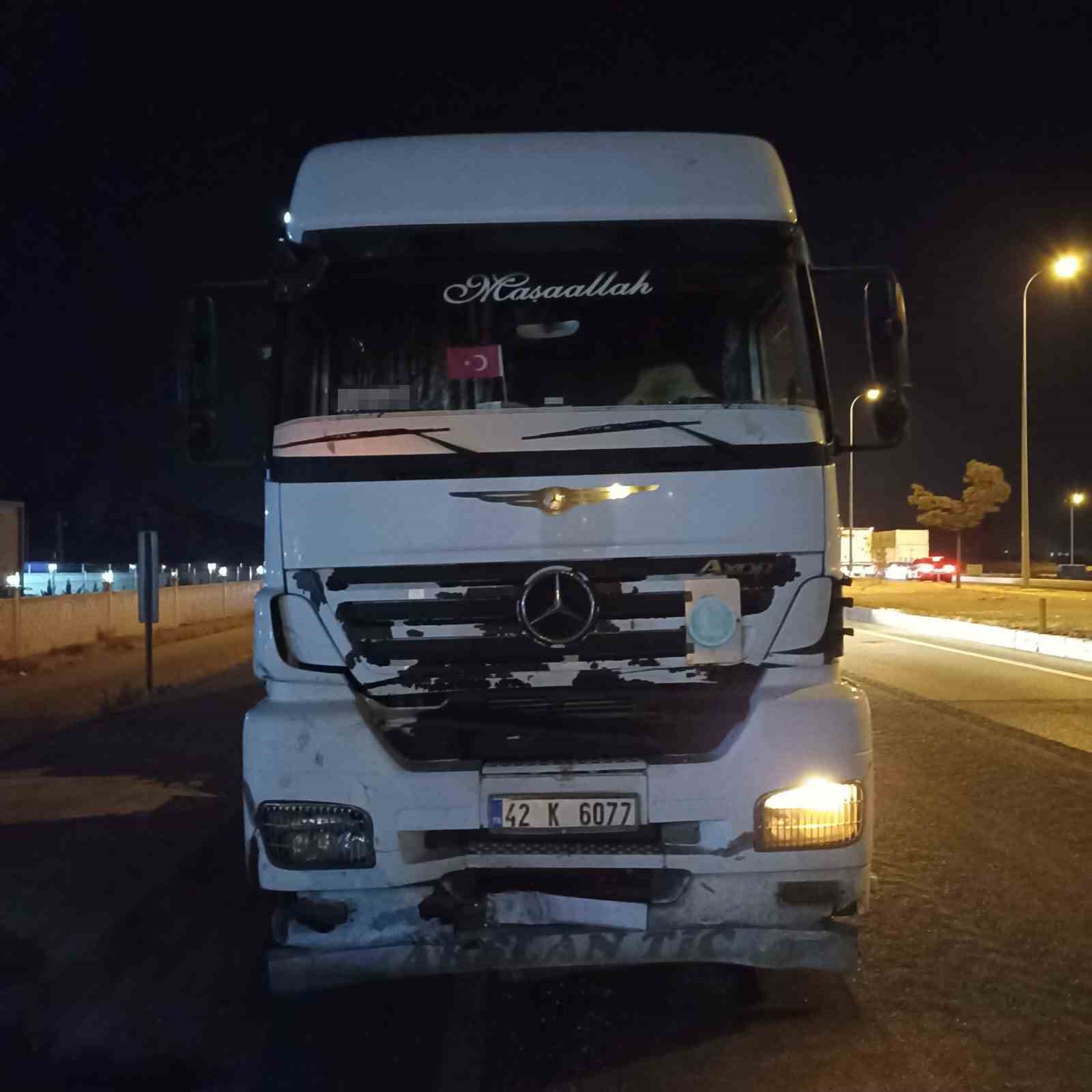 Karapınar’da tır ile otomobil çarpıştı: 2 yaralı