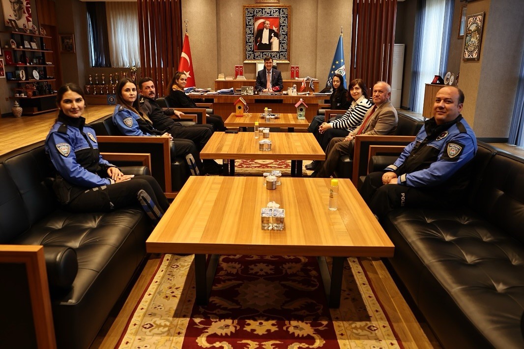 Başkan Kahveci, &ouml;zel eğitim &ouml;ğrencilerini ağırladı
