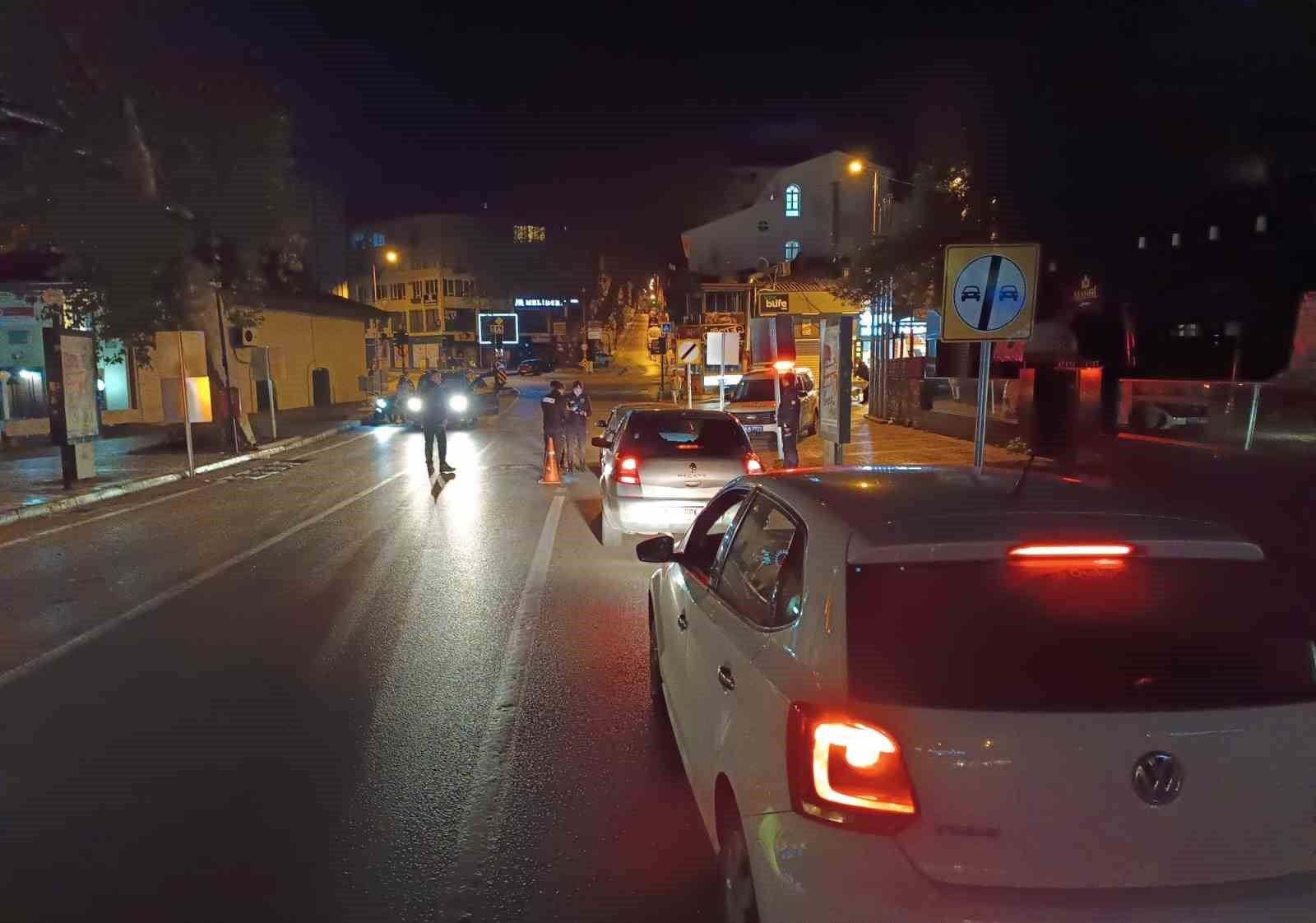 Bursa’da polisin huzur ve güven uygulamaları devam ediyor