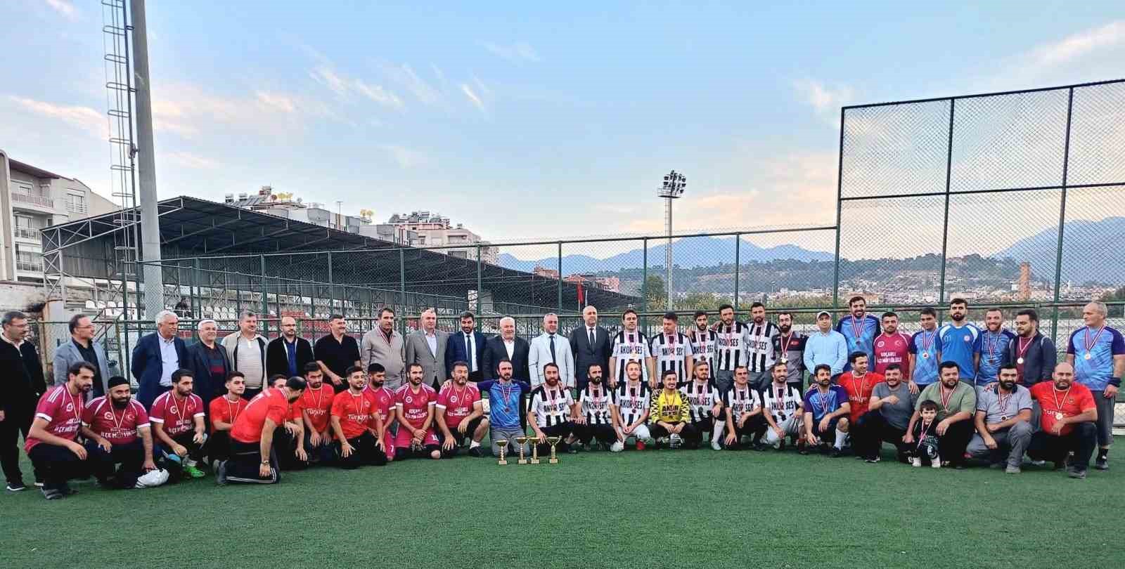 Dostluk Turnuvası’nda şampiyon Çine Müftülüğü oldu