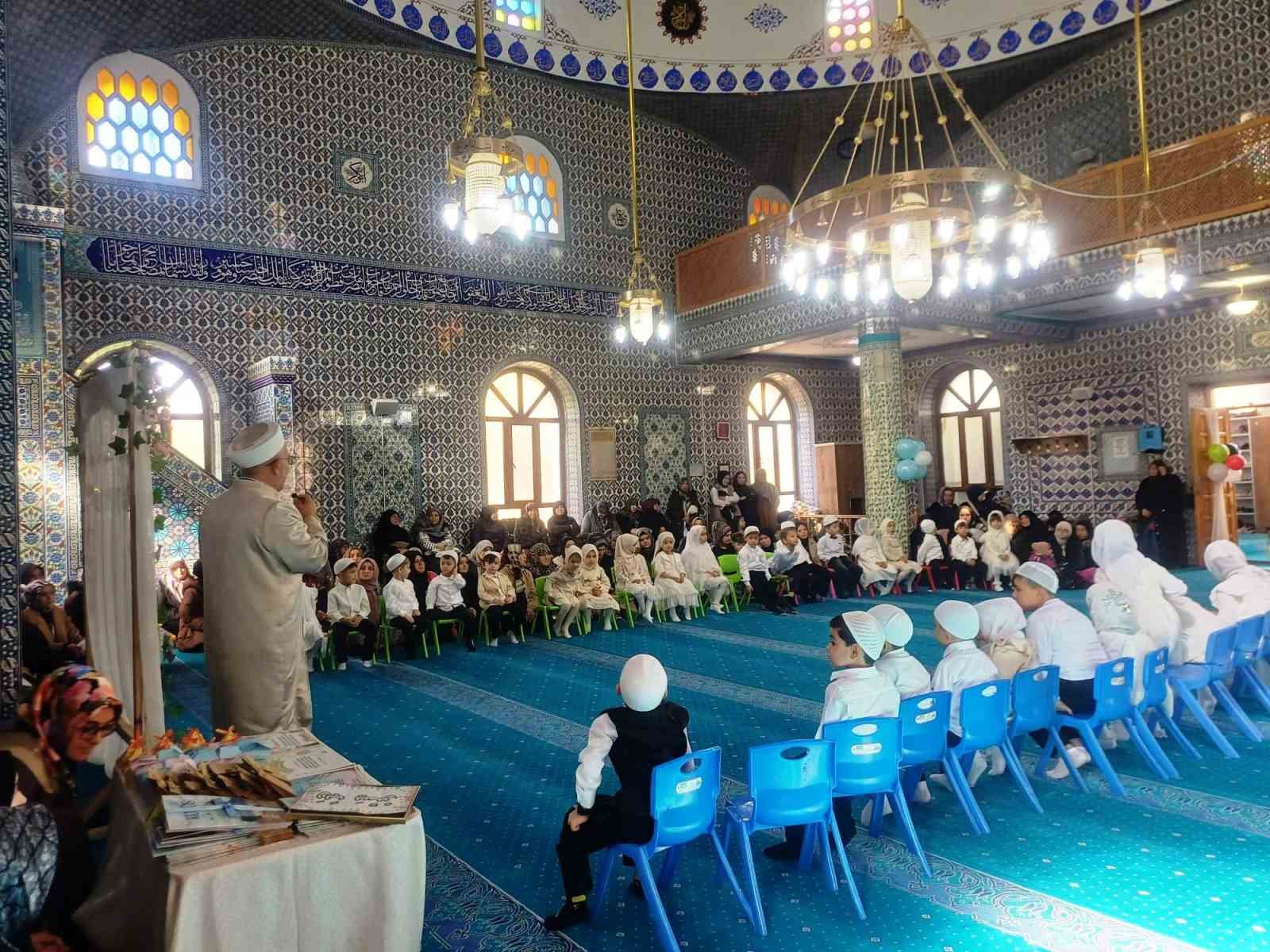 Emet’te 4-6 yaş Kur’an kursları için &quot;Bed-i Besmele&quot; programı düzenlendi