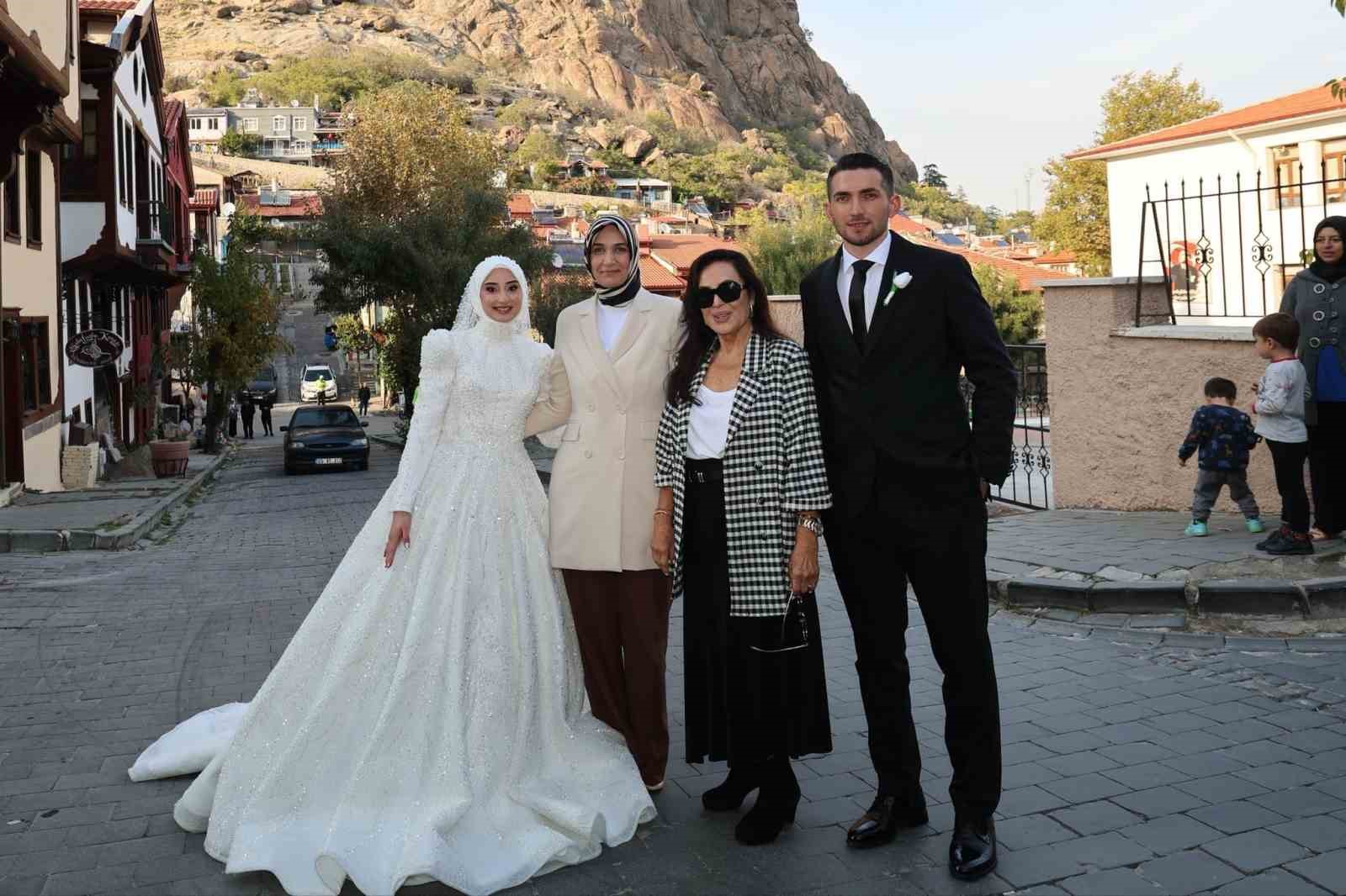 Türk sinemasının sultanı afyonkarahisar’ı gezdi