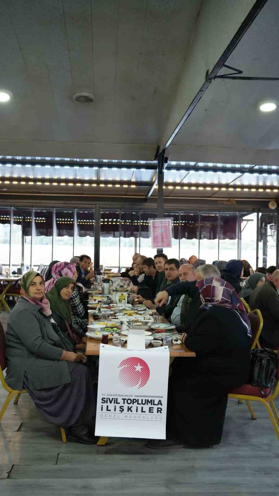 Kahramanların emanetleri Cennet Vatan Gezisi’nde buluştu