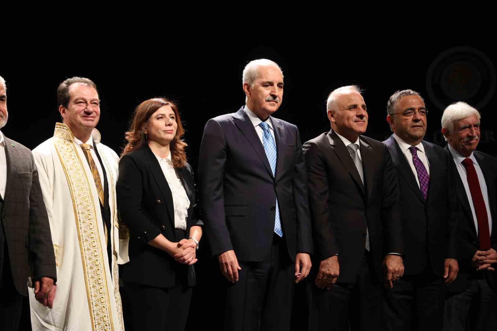 TBMM Başkanı Kurtulmuş: ‘’Diyarbakır büyük Kürt medeniyetinin yeşerdiği, geliştiği, büyüdüğü bir kenttir’’