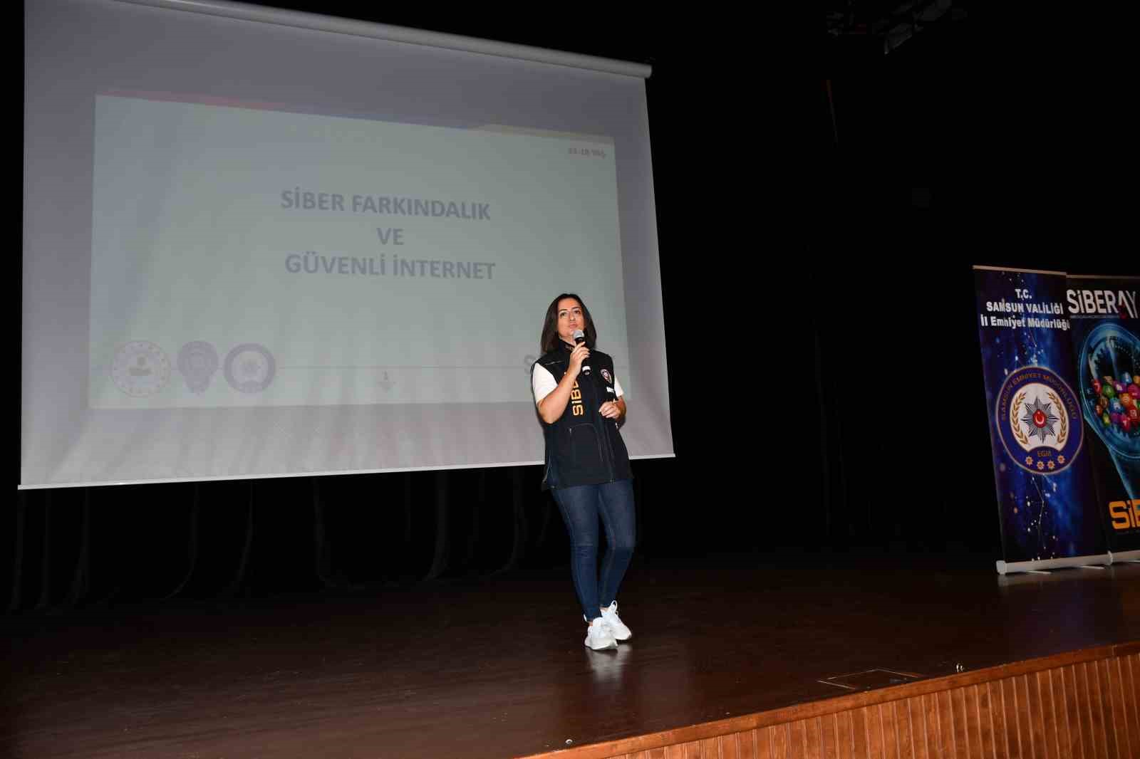 Samsun&rsquo;da &ouml;ğrencilere siber g&uuml;venlik eğitimi
