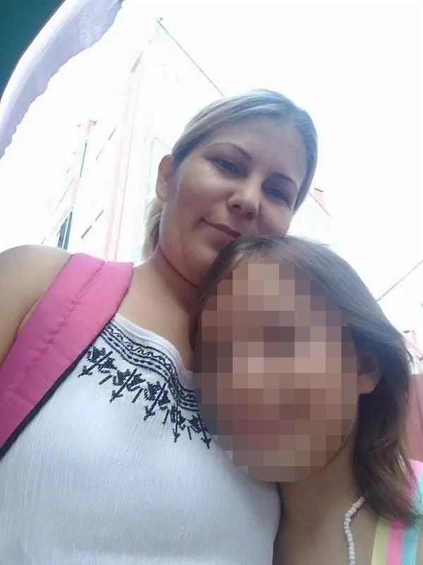 Eşini benzinle yakarak &ouml;ld&uuml;ren zanlıya, indirimsiz ağırlaştırılmış m&uuml;ebbet
