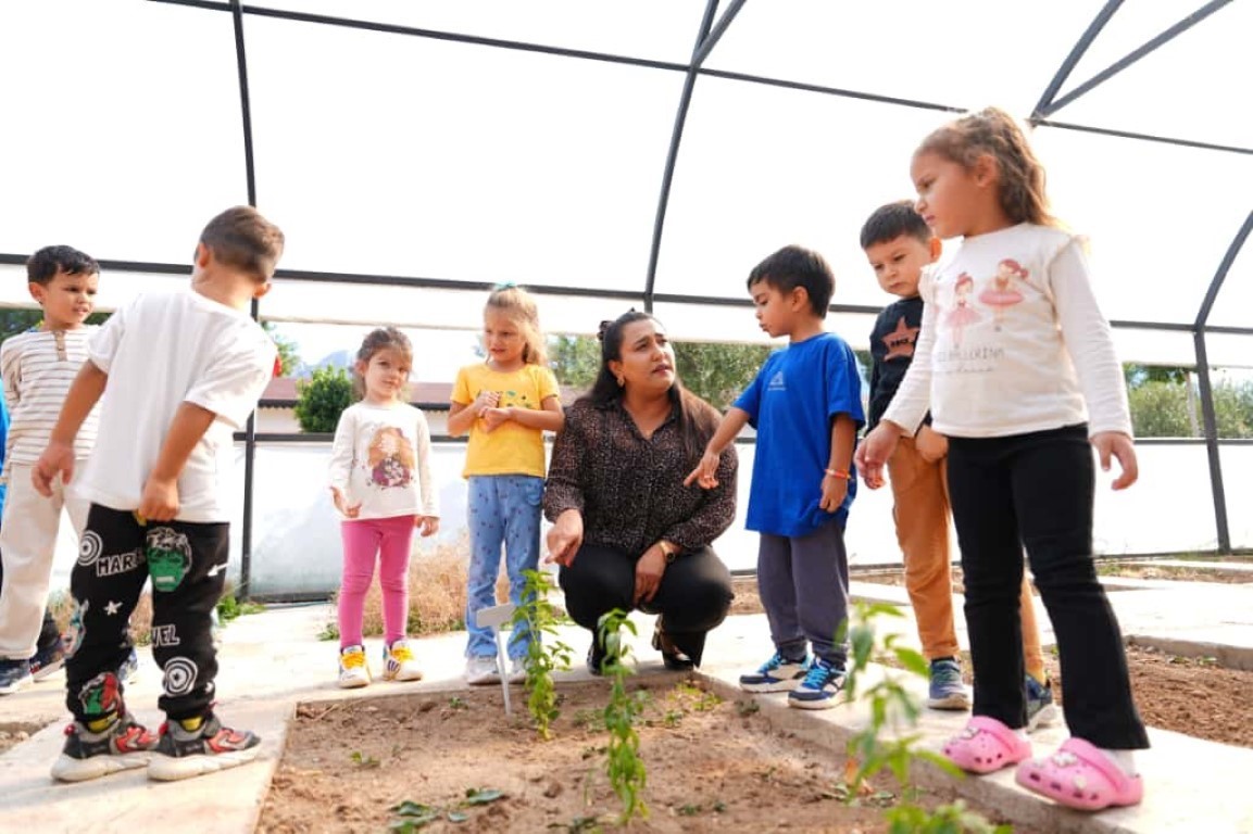 Doğa Çocuk Enstitüsü’nde hem öğreniyor hem de eğleniyorlar