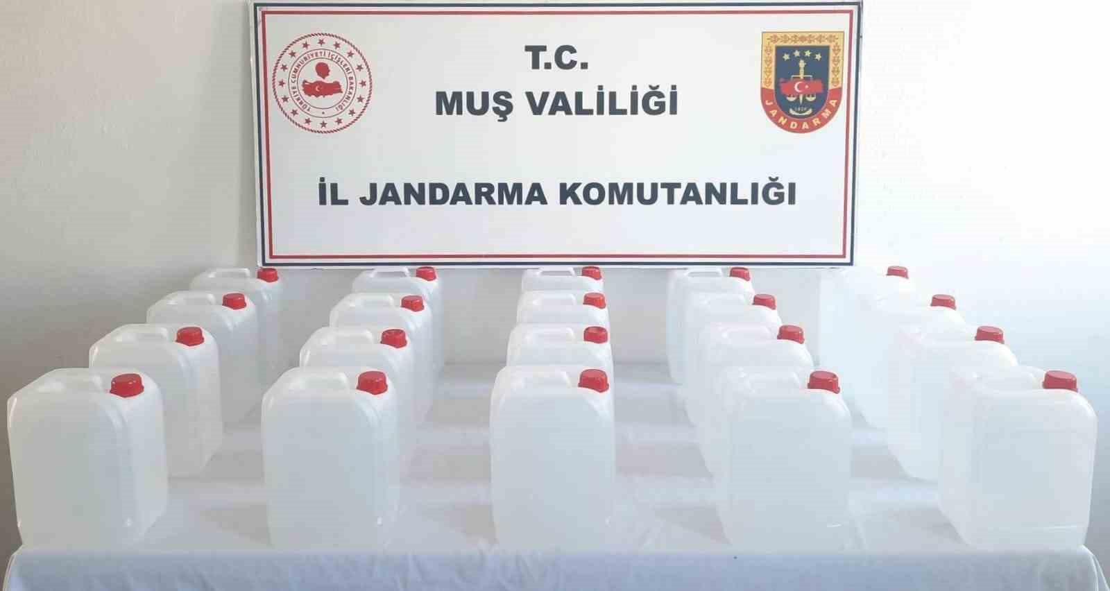 Muş’ta 100 litre etil alkol ele geçirildi