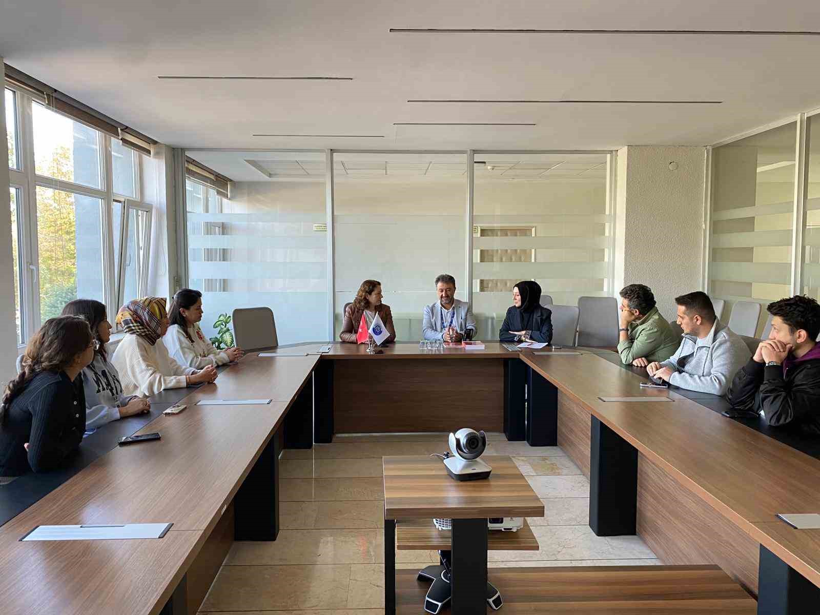 ERÜ Hastaneleri’nde "Dünya Artrit Günü" Etkinliği düzenlendi