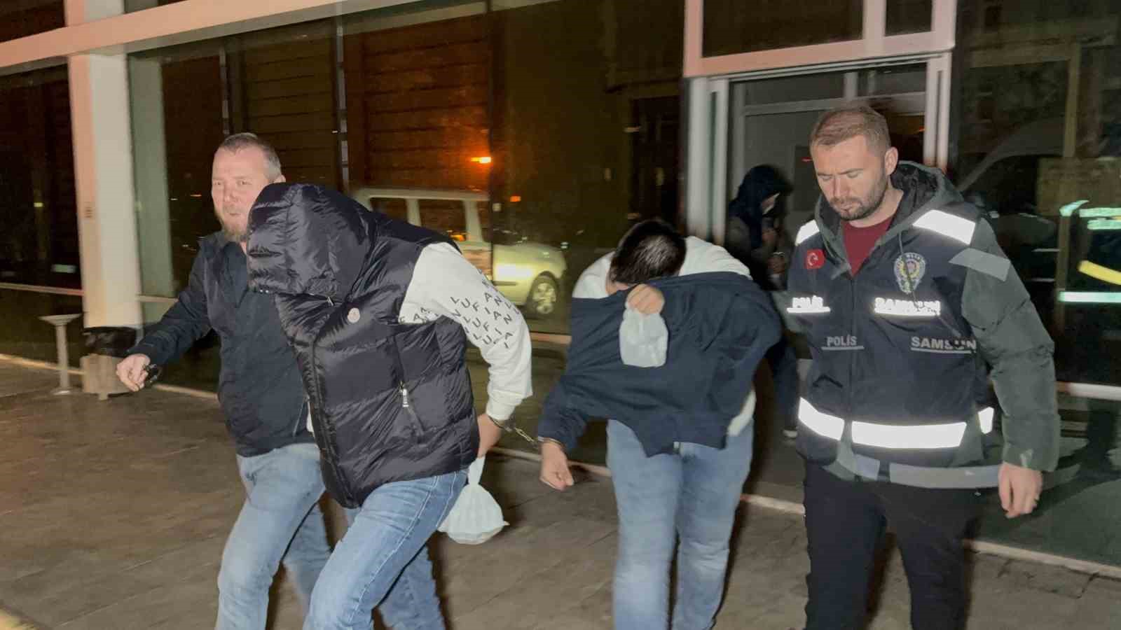 Çöp konteynerinde uyuşturucu teslimatına 6 tutuklama