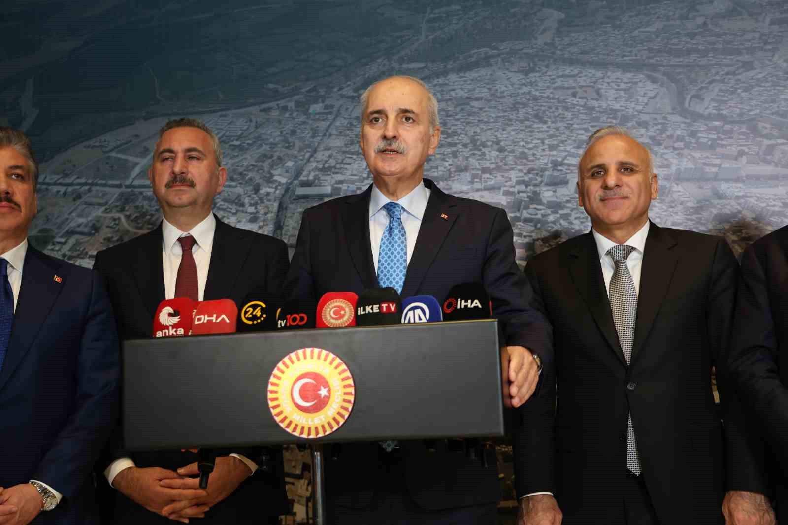 TBMM Başkanı Kurtulmuş: "Komisyon, anayasa değiştirmek için kurulmuş bir komisyon değildir"
