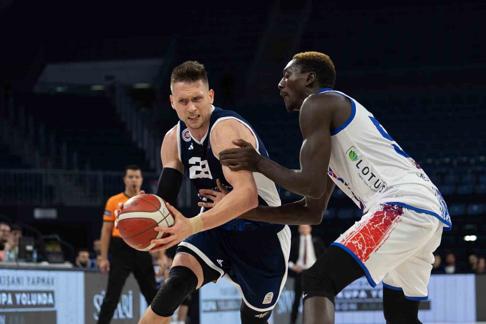 Basketbol Süper Ligi: Büyükçekmece Basket: 81 - Bahçeşehir Koleji: 96
