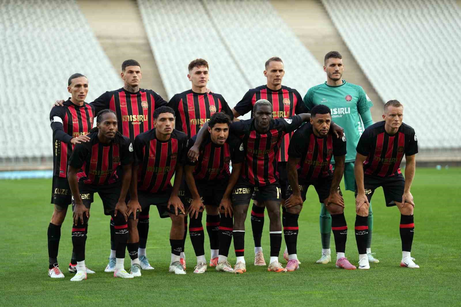 Fenerbahçe, Fatih Karagümrük’ü konuk edecek
