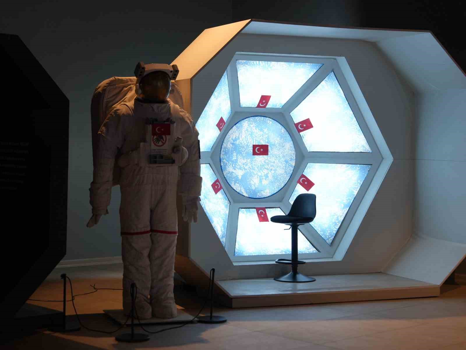 Düzce Bilim Merkezi’nde Türkiye’nin uzay yolculuğu