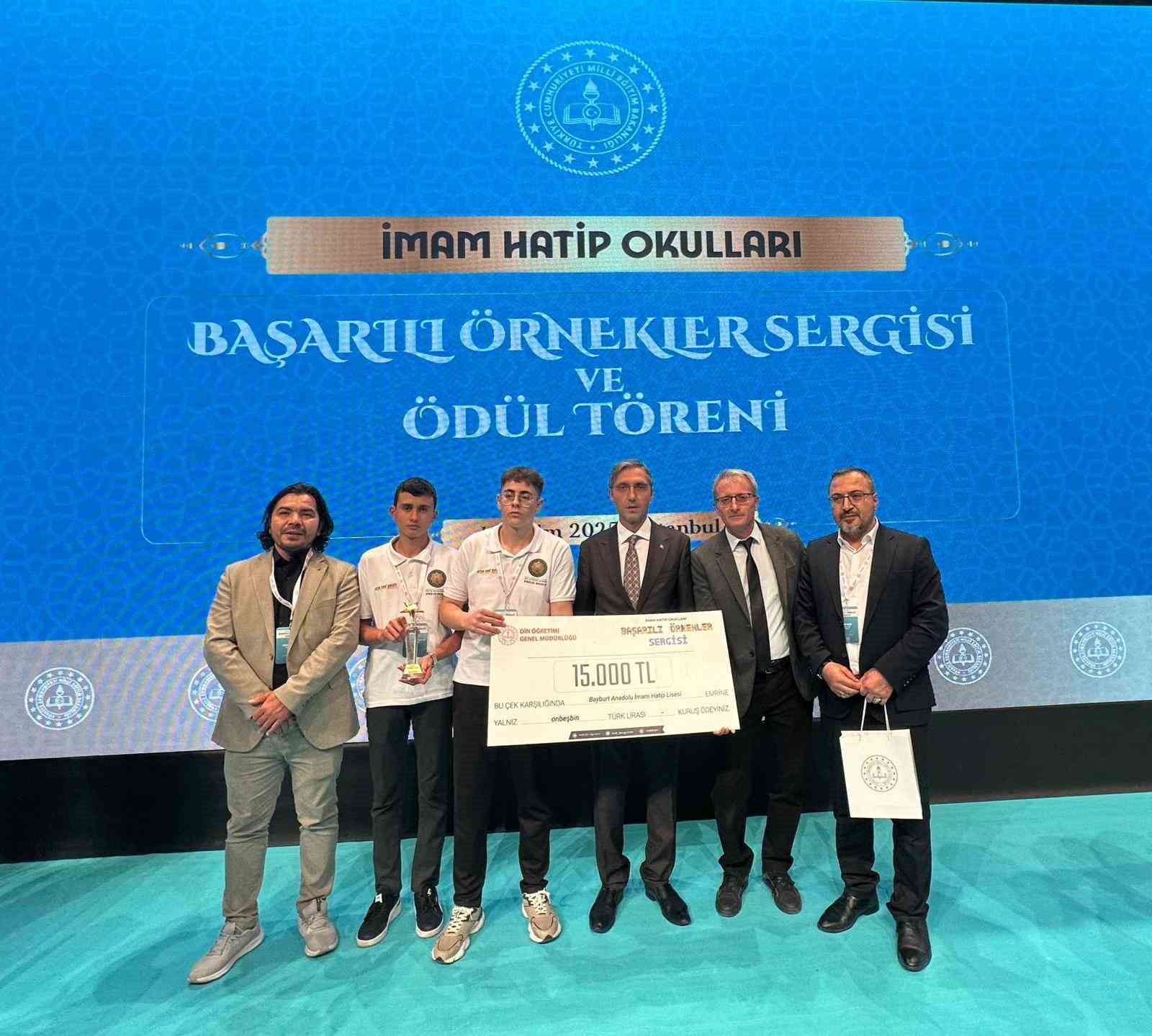 Bayburt Anadolu İmam Hatip Lisesi projesiyle Türkiye üçüncüsü oldu