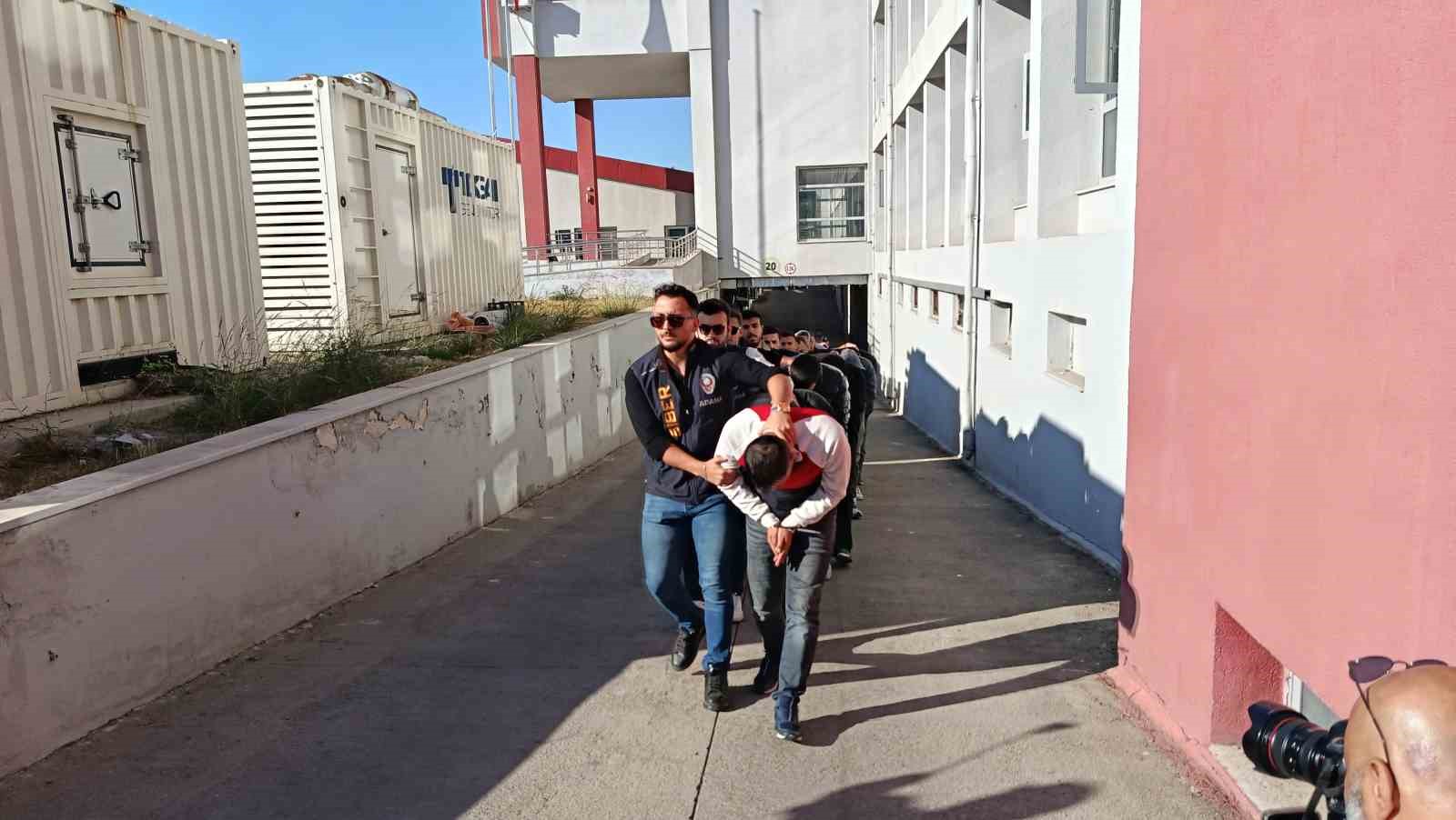 150 milyonluk yasadışı bahsi yöneten şebeke çökertildi: 18 tutuklama