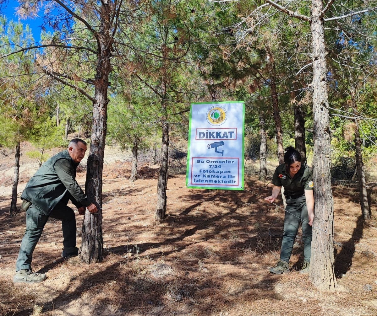 Gölbaşı ormanlarında yasa dışı faaliyetlere yapay zeka destekli fotokapanla önlem