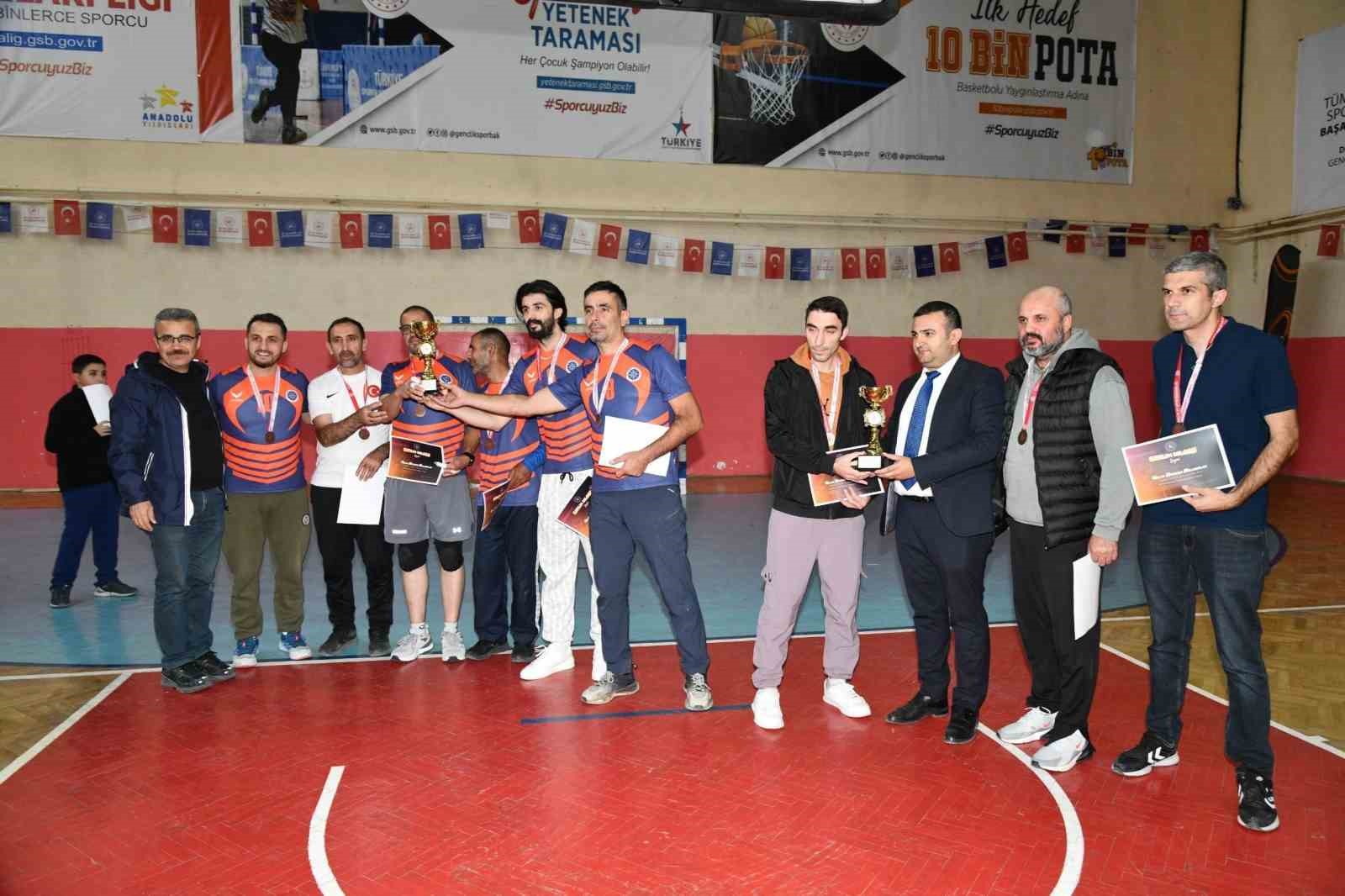 Kamu Spor oyunları sona erdi
