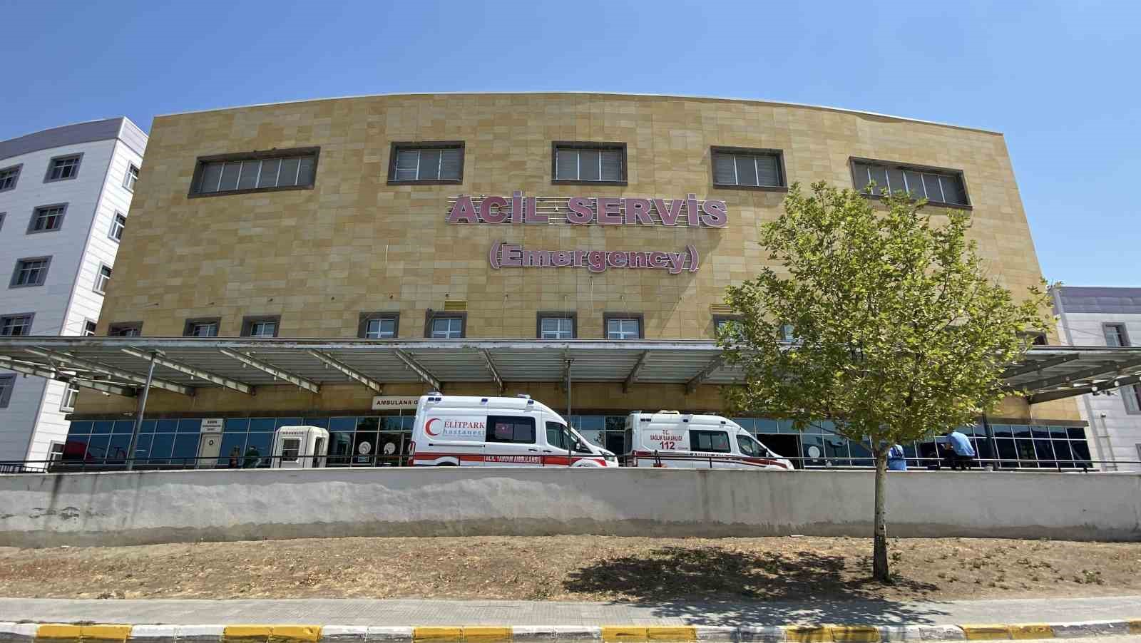 Alkol ve uyuşturucudan hayatını kaybetti
