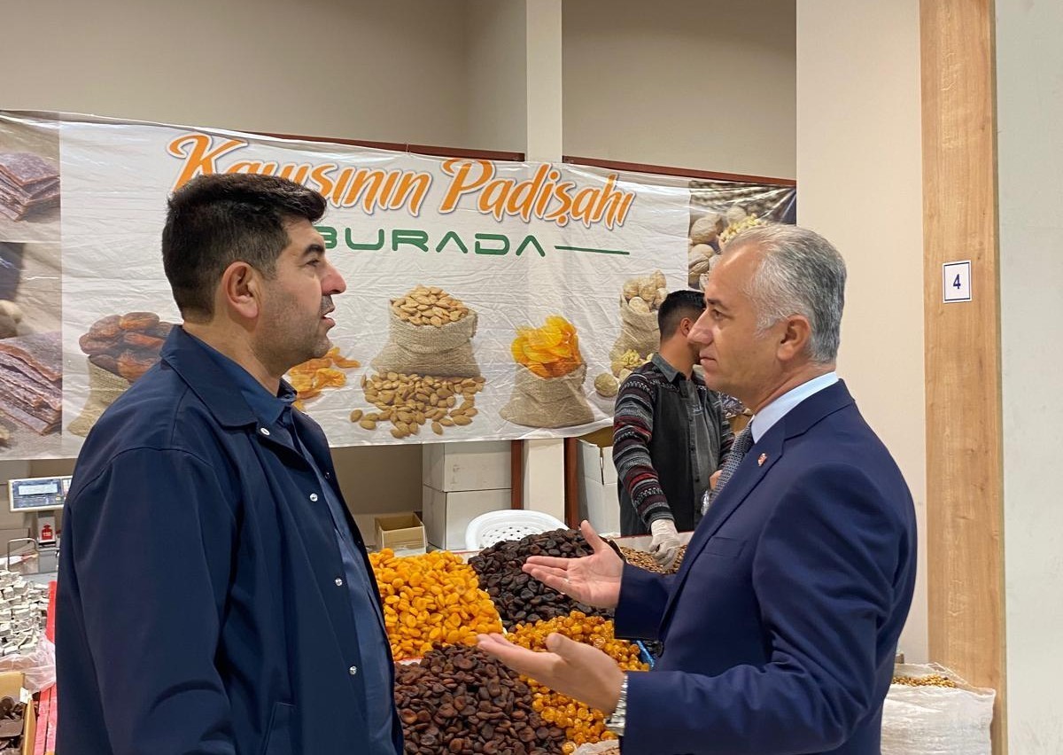 Malatya İş İnsanları Platformu Başkanı Ahmet Özköse: "Kayısı Malatya’nın kırmızı çizgisidir"