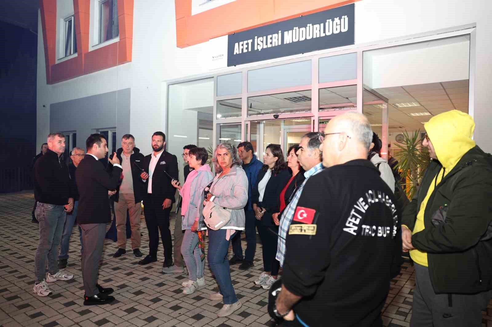 Nil&uuml;fer&rsquo;den afetlere karşı eğitim seferberliği
