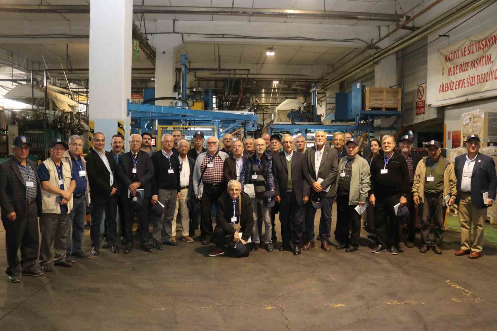 Teknik &Ouml;ğretmen Okulu&rsquo;nun yeniden a&ccedil;ılması i&ccedil;in Bursa&rsquo;da bir araya geldiler
