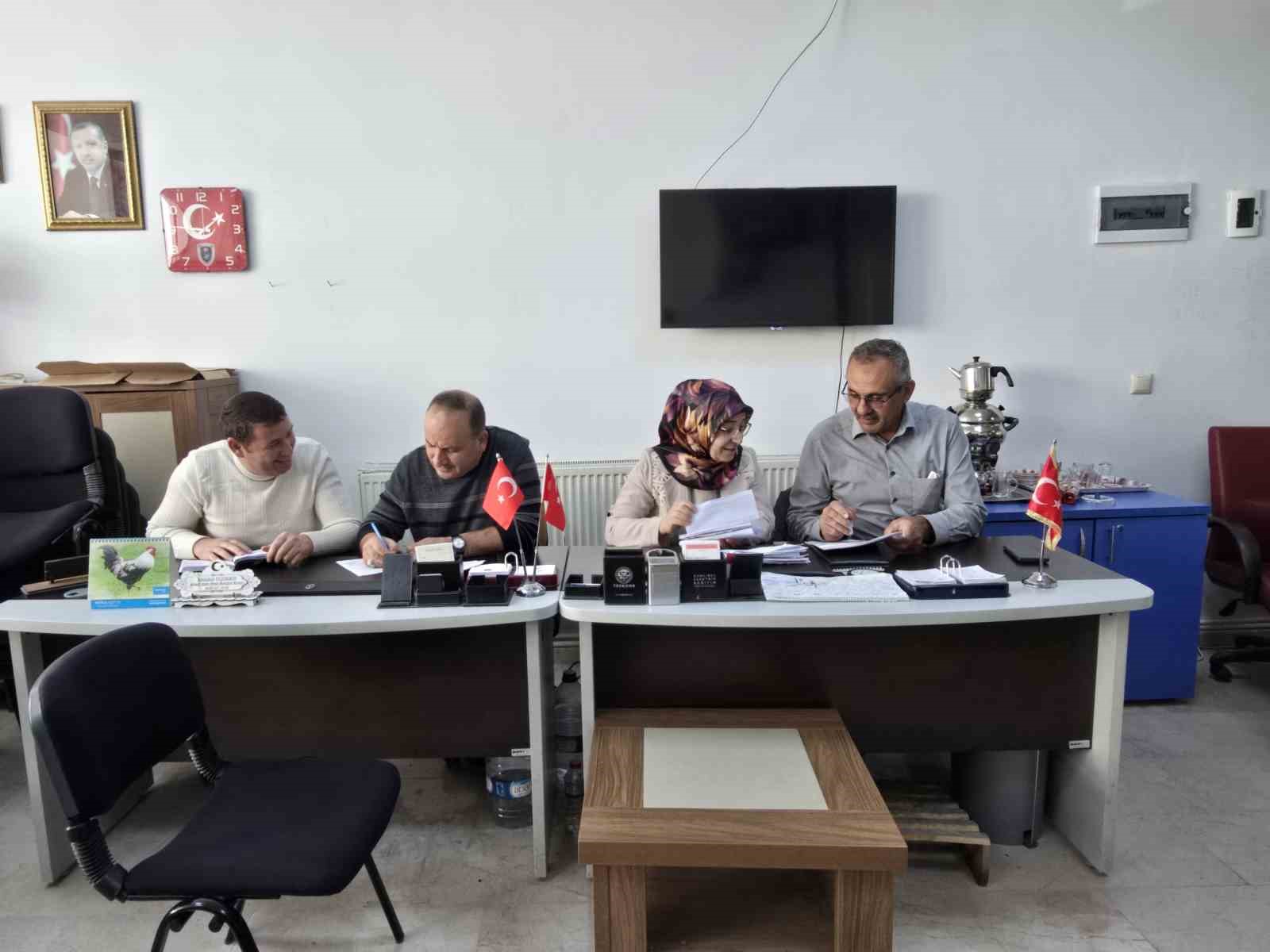Erkeklere yakıştırılan muhtarlık mesleğinin, Yozgat’taki iki kadın temsilcisinden biri
