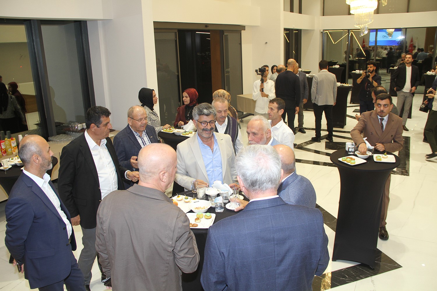 Yarar: "D&uuml;nyada g&uuml;&ccedil; dengeleri hızla değişiyor. T&uuml;rkiye, kendi ekonomik modelini geliştirmek zorundadır"
