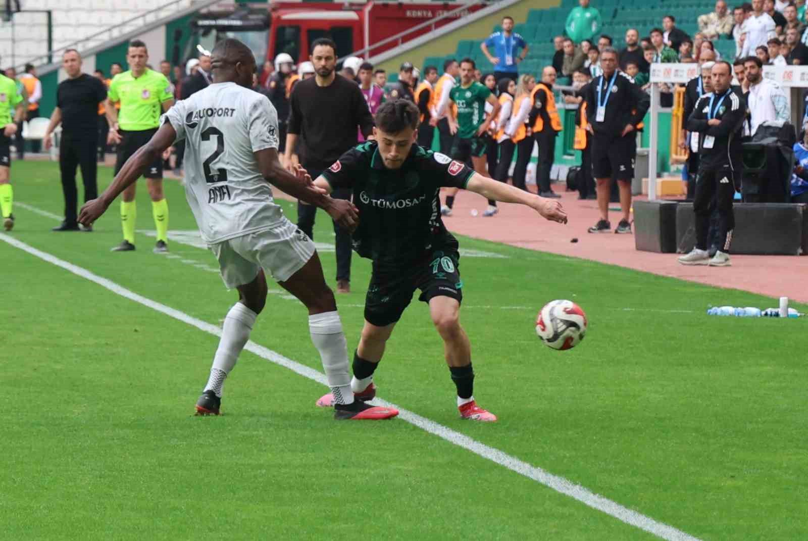 Trendyol Süper Lig: Konyaspor: 2 - Kocaelispor: 3 (Maç sonucu)
