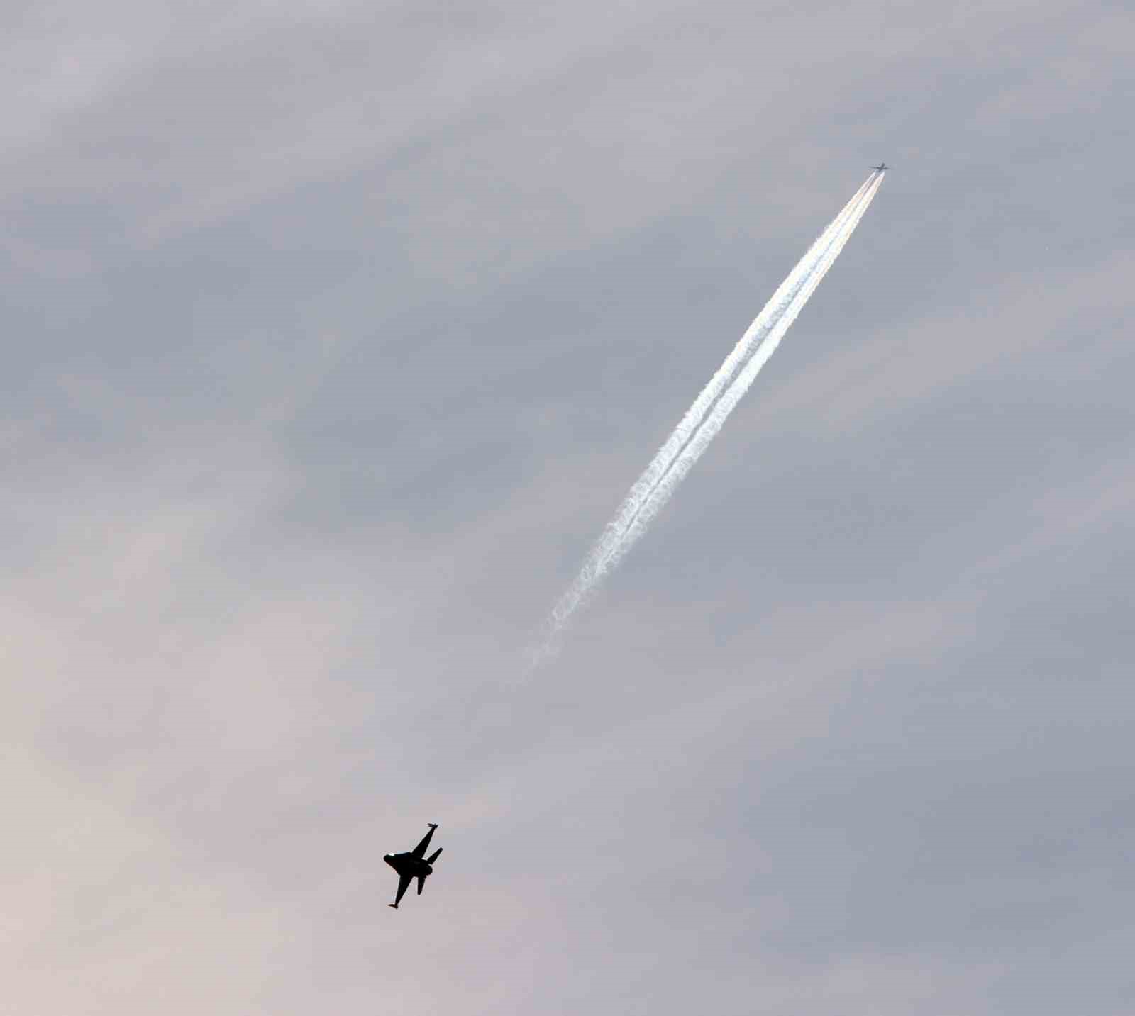 SOLOTÜRK Kayserilileri büyüledi