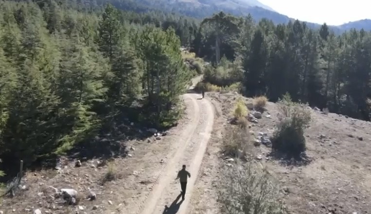 Isparta’da kaçak avcı dron kamerasında