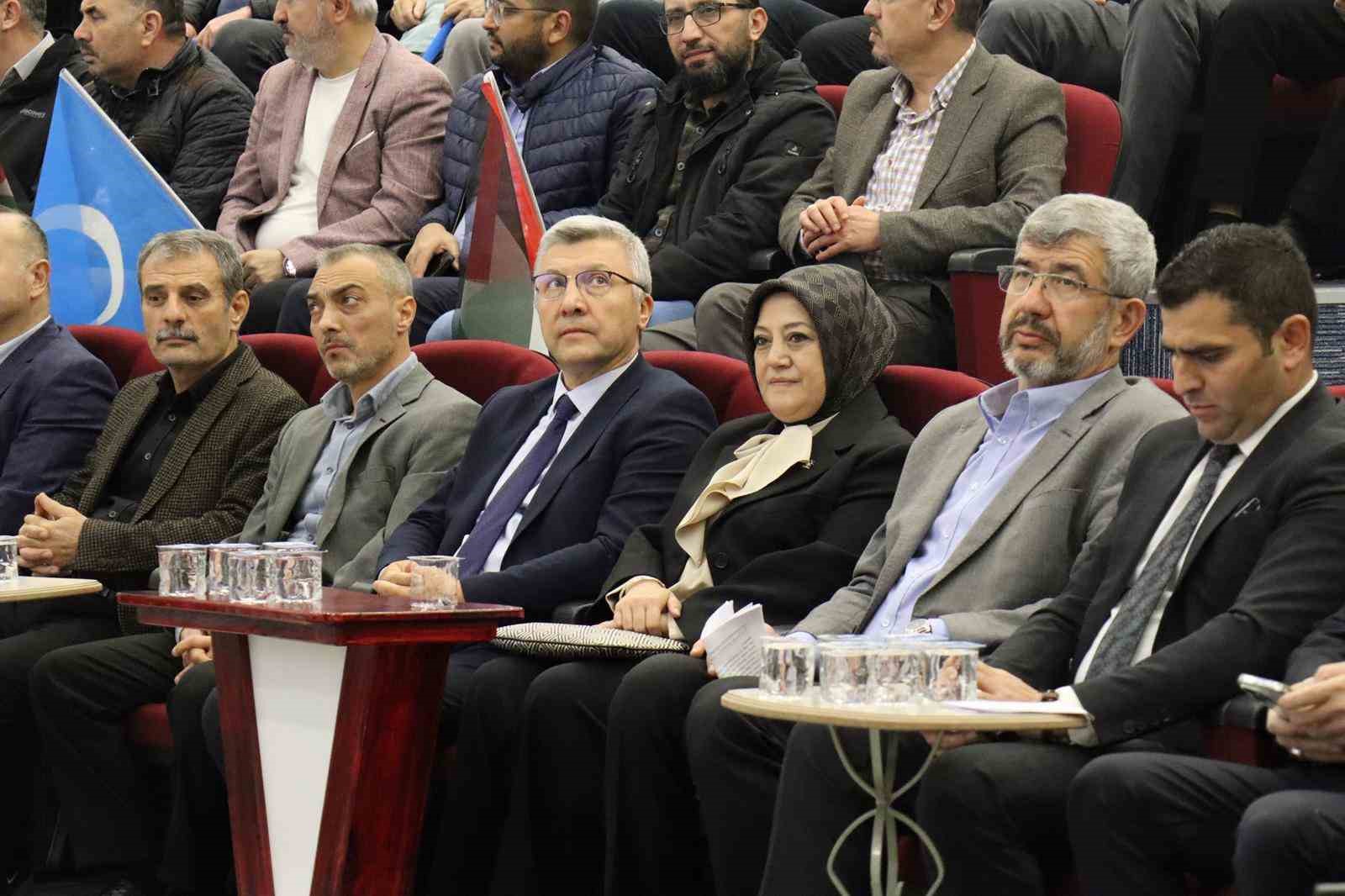 K&uuml;tahya&rsquo;da "Tarihi Tecr&uuml;be Işığında Bağımsız Filistin Devletine Giden Yol" konuşuldu
