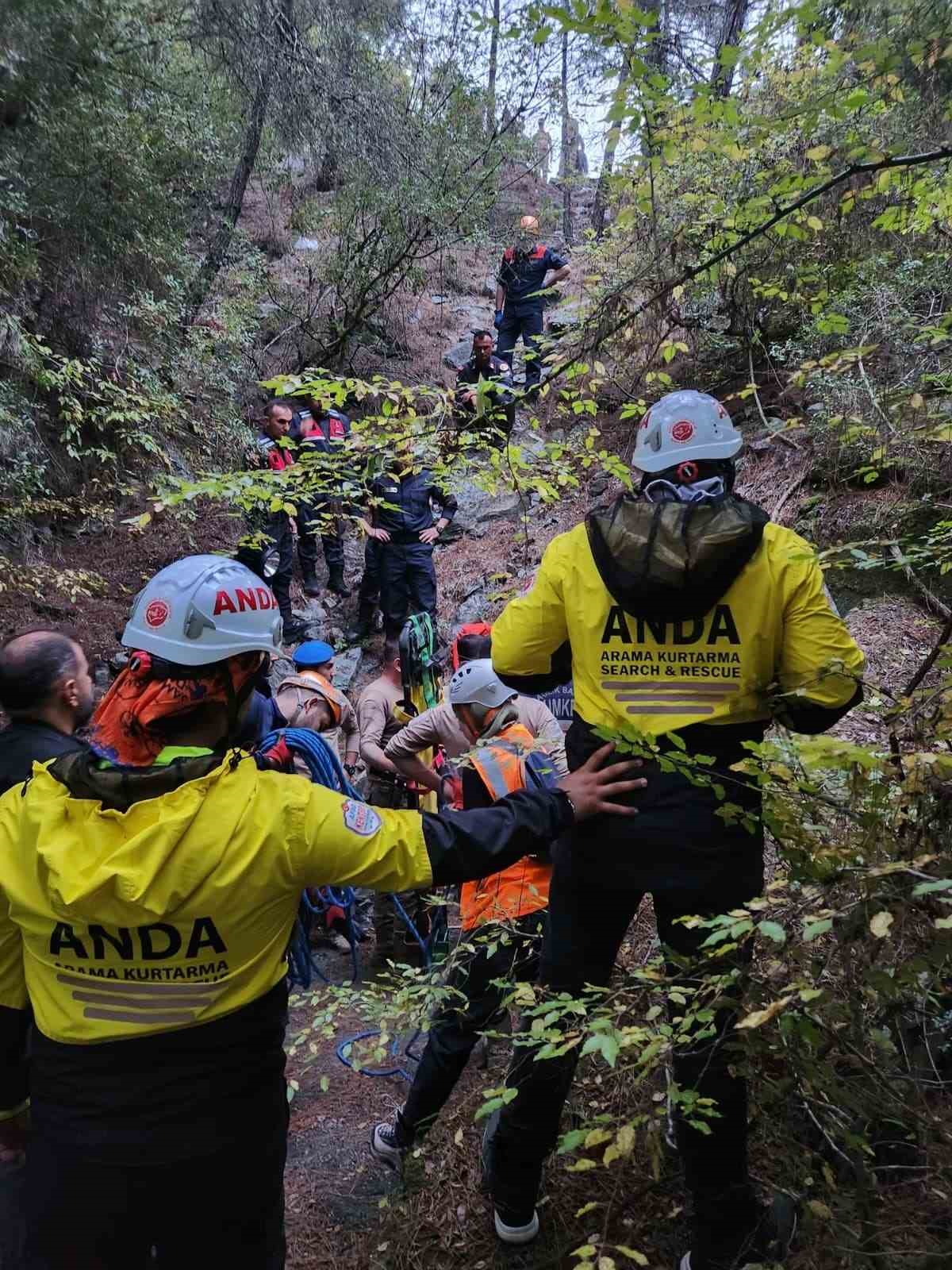 Samsun’da kayıp yaşlı adam, menfezde sıkışmış halde sağ bulundu