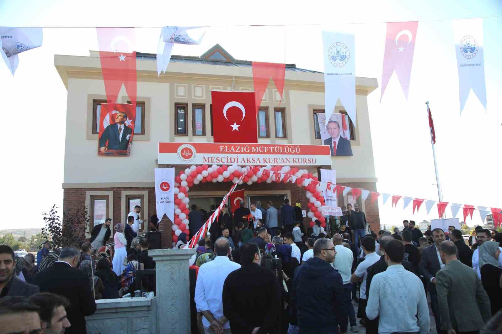 Mescid-i Aksa Kur&rsquo;an kursu a&ccedil;ıldı
