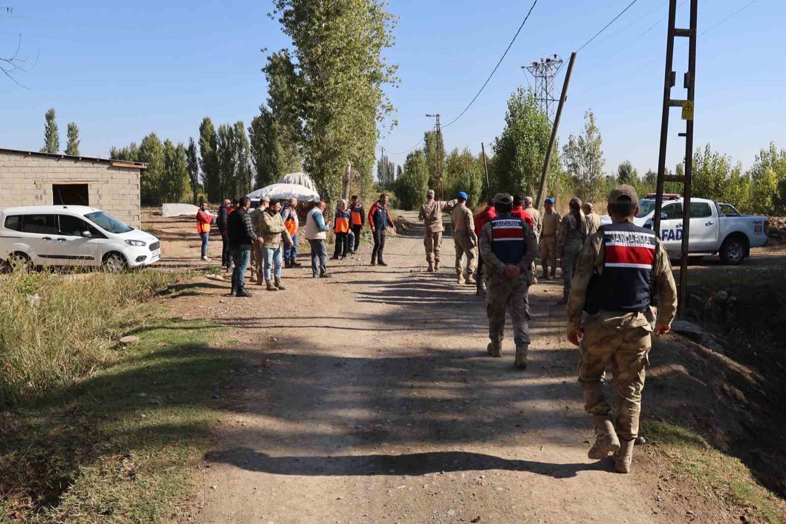 Iğdır’da kayıp Alzheimer hastası yaşlı adamı arama çalışmaları sürüyor