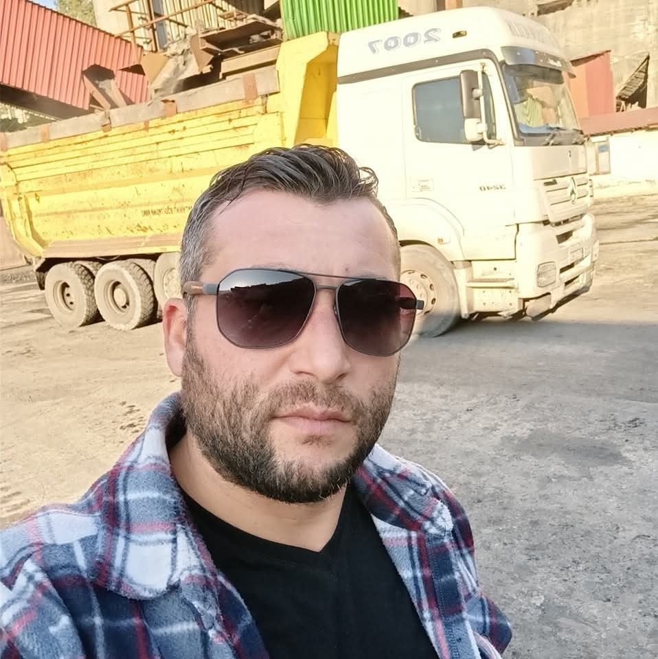 Çimento boşaltımı sırasında silobas patladı, sürücü hayatını kaybetti
