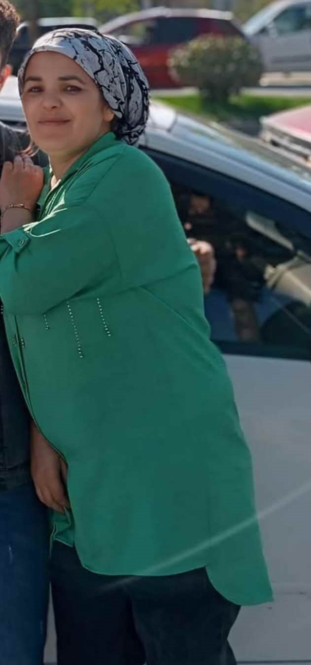 Aynı evde yaşadığı eski gelinini tüfekle öldürdü