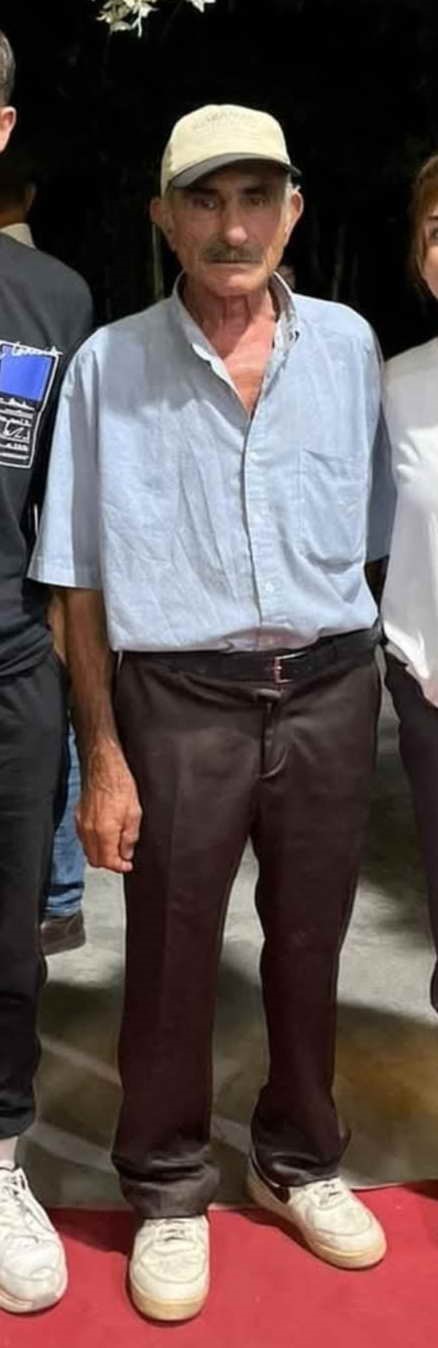 Aynı evde yaşadığı eski gelinini tüfekle öldürdü
