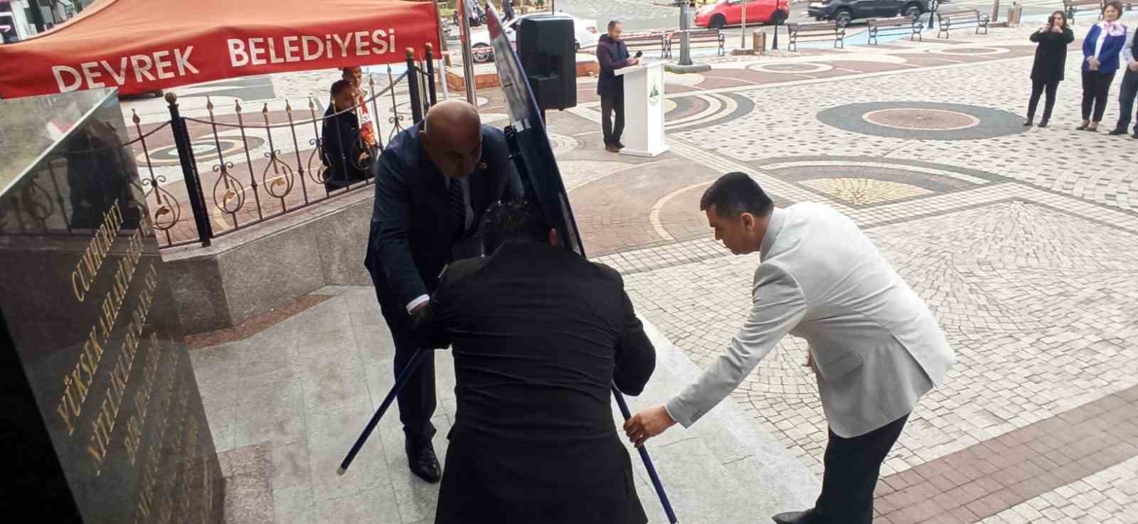 Devrek’te "Muhtarlar Günü"  düzenlenen törenle kutlandı