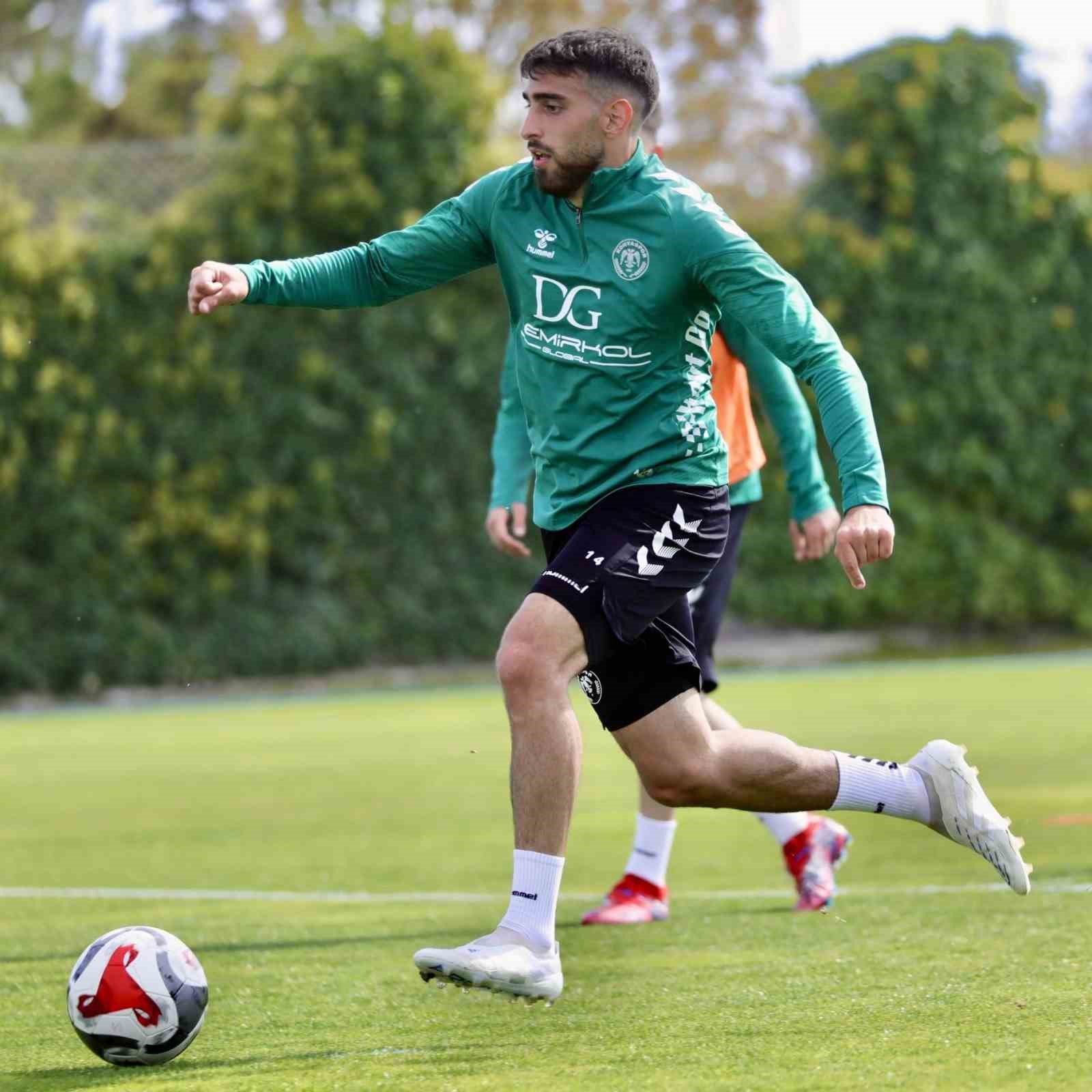 Konyaspor, Beşiktaş maçı hazırlıklarına başladı