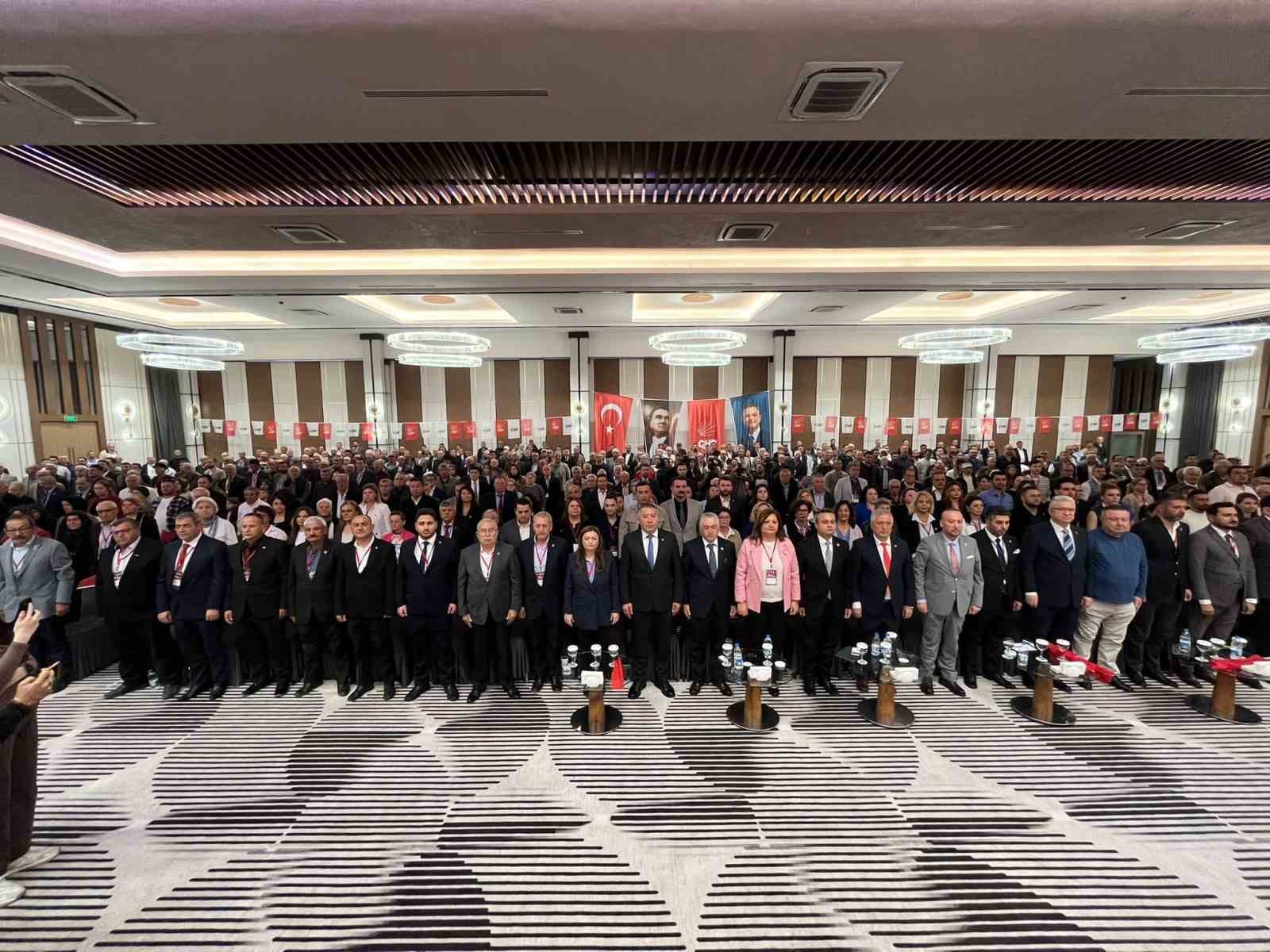 CHP kongresinin basına kapatılması kararına tepki