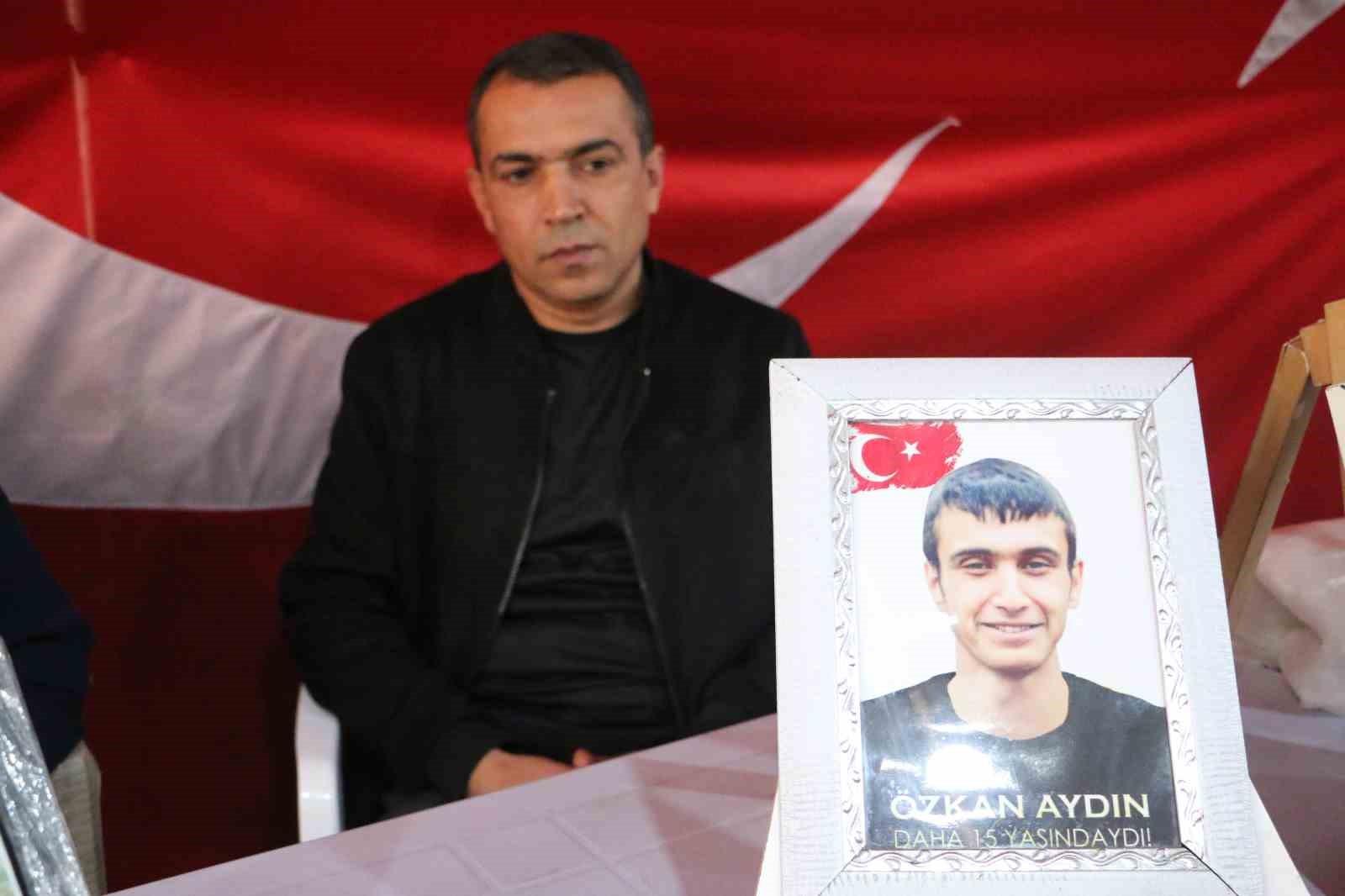 Evlat nöbetindeki ailelerden Kurtulmuş’un Diyarbakır ziyaretine destek