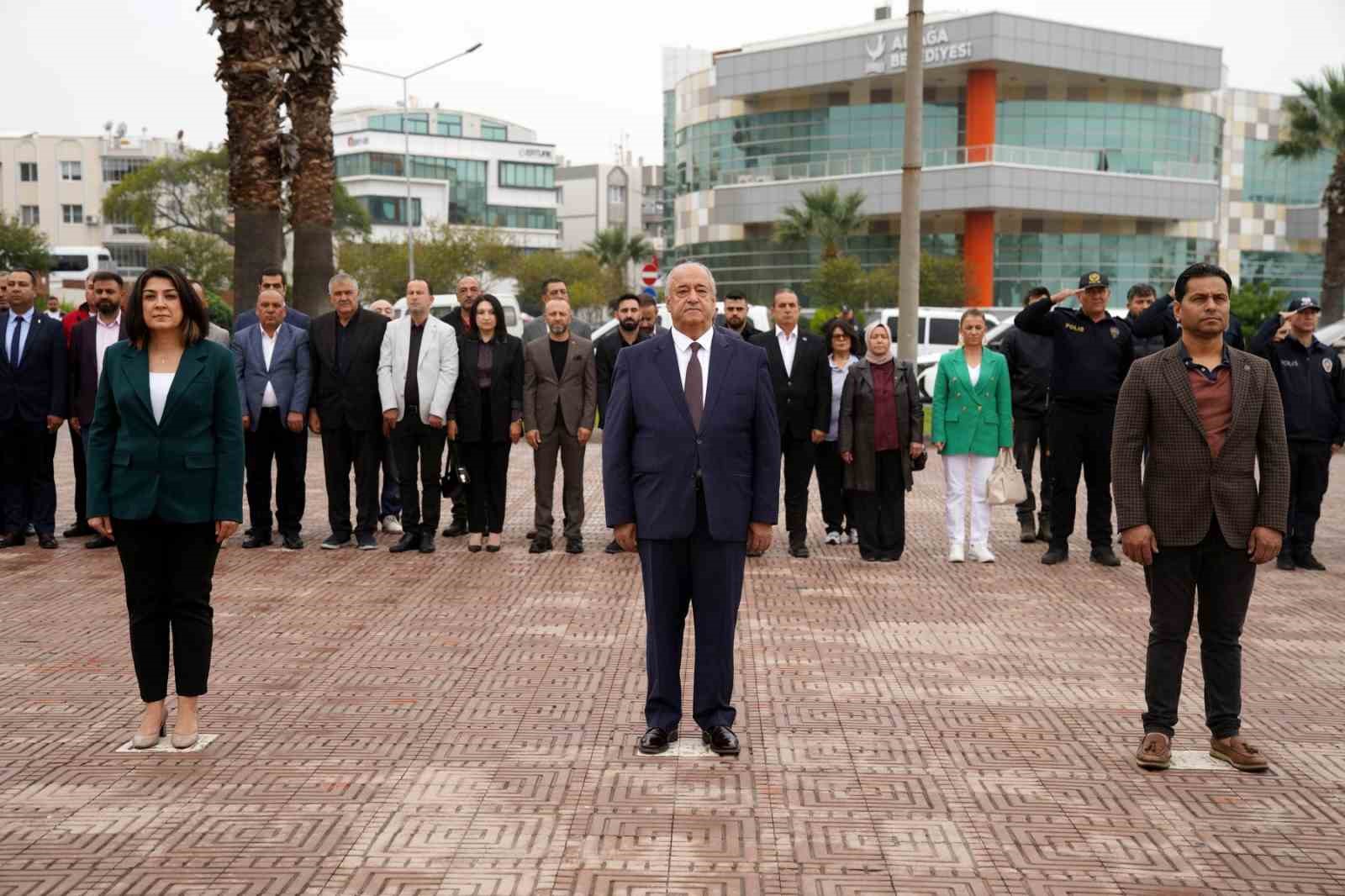 Aliağa&rsquo;da Muhtarlar G&uuml;n&uuml; kutlandı
