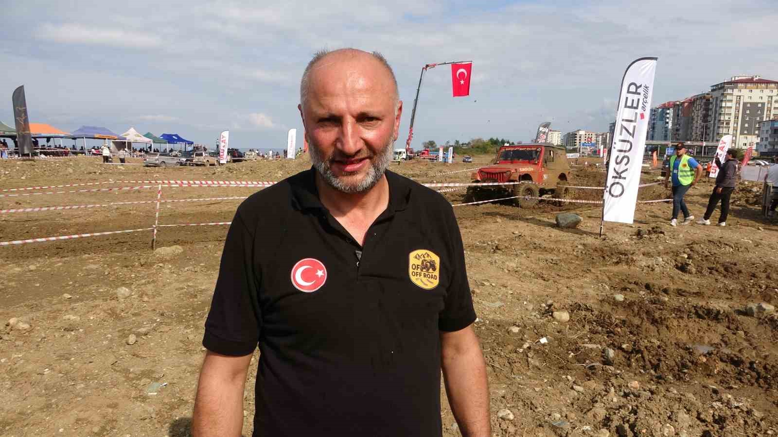 Deniz kenarında ger&ccedil;ekleştirilen zorlu Off-Road yarışları nefesleri kesti
