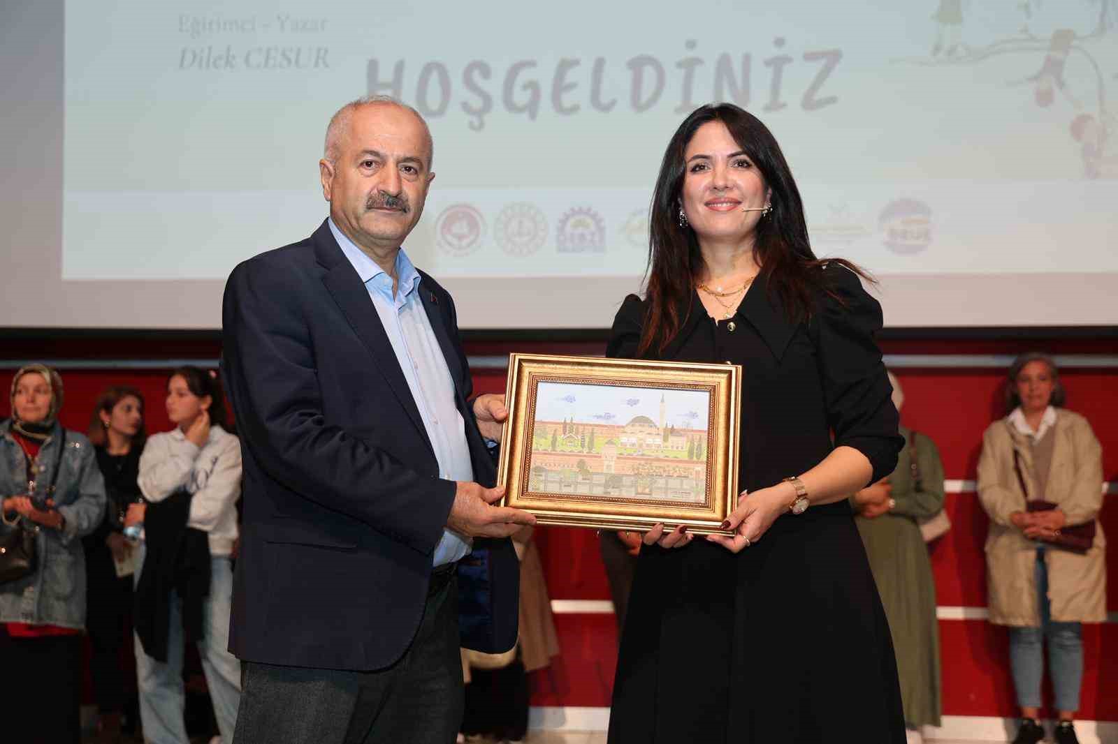 Anneler Dilek Cesur’la buluştu